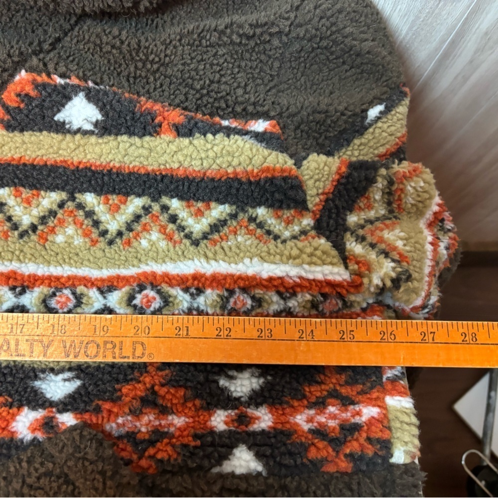 GiGiO Brown Fleece Sherpa Jacket with Tribal Pattern USA - Picture 9 of 11